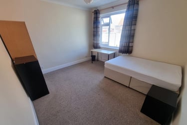 3 bed house, Fawcett Road, Southsea, Portsmouth, PO40LE - Image 10