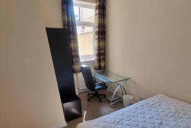 1 bed house, Fawcett Road, Southsea, Portsmouth, PO40LE - Image 8