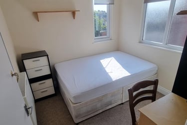 1 bed house, Fawcett Road, Southsea, Portsmouth, PO40LE - Image 9