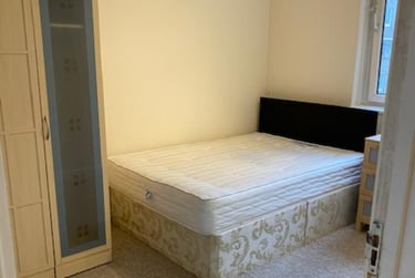 3 bed flat, Maysoule Road, Wandsworth, London, SW112BT - Image 2