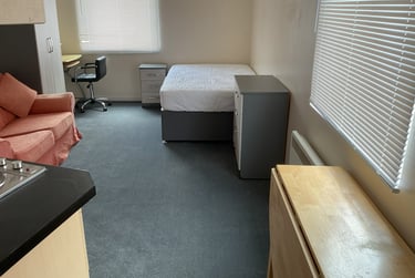 1 bed studio, Studio 20 the cube 5 gibbon lane, Near university, Plymouth, PL48EB - Image 3