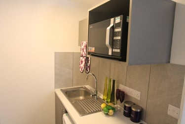 1 bed studio, Studio 17 the cube 5 gibbon lane, Near university, Plymouth, PL48EB - Image 3