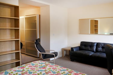 1 bed studio, 20-22 Tithebarn Street, City centre, Preston, PR11DL - Image 1