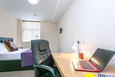 5 bed flat, 20-22 Tithebarn Street, City centre, Preston, PR11DL - Image 4