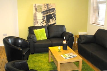 5 bed flat, Tithebarn street, City centre, Preston, PR11DL - Image 1
