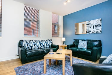 4 bed flat, 7 Tithebarn Street, City centre, Preston, PR11DL - Image 1