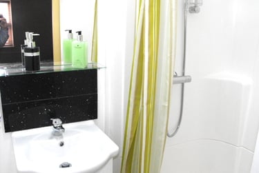 5 bed flat, Tithebarn street, City centre, Preston, PR11DL - Image 7
