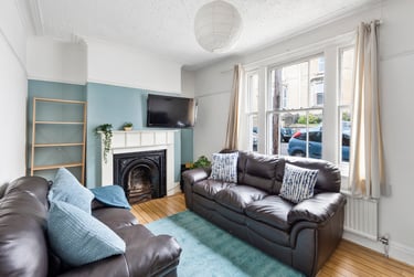 2 bed house, North Road, St andrews, Bristol, BS65AQ - Image 1