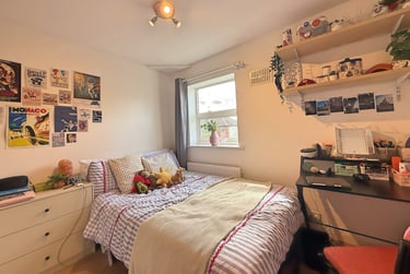 5 bed house, Newport View, Burley, Leeds, LS63BX - Image 4