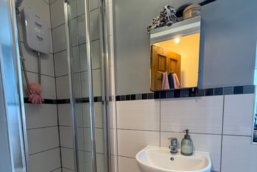 5 bed house, Newport View, Burley, Leeds, LS63BX - Image 12