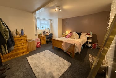 7 bed house, Brudenell Mount, Hyde Park, Leeds, LS61HS - Image 5