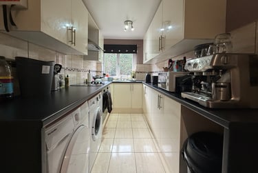 4 bed house, Chapel Lane, Burley, Leeds, LS63BW - Image 3