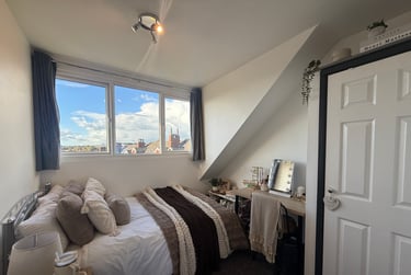 6 bed house, Royal Park Grove, Hyde Park, Leeds, LS61HQ - Image 1