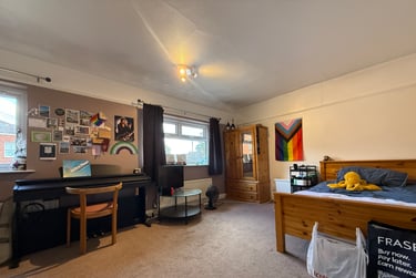 4 bed house, Chapel Lane, Burley, Leeds, LS63BW - Image 1