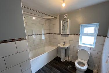 4 bed house, Chapel Lane, Burley, Leeds, LS63BW - Image 12