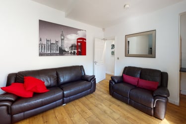 1 bed house, Wellington Street, City centre, Nottingham, NG31DL - Image 3