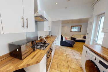 5 bed house, Watkin Street., City Centre, Nottingham, NG31DL - Image 3