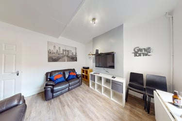 5 bed house, Watkin Street, City Centre, Nottingham, NG31DL - Image 4