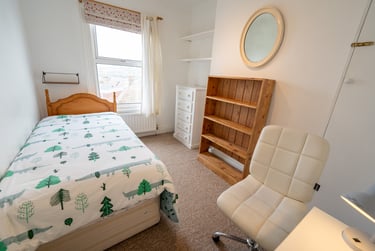 4 bed house, Queens Park Road, Elm Grove, Brighton, BN29XL - Image 2