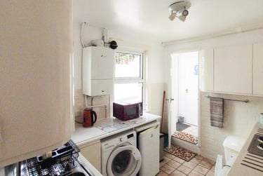 4 bed house, Riley Road, Elm Grove, Brighton, BN24AH - Image 6