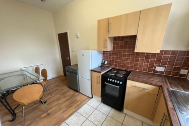 2 bed flat, Step Row, West end, Dundee, DD21AF - Image 6