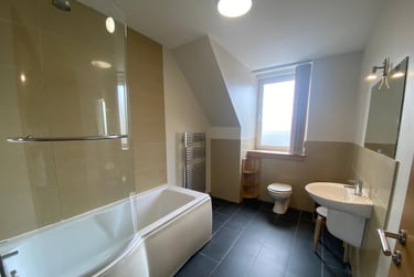 2 bed flat, Coutties Wynd, City centre, Dundee, DD14AG - Image 7