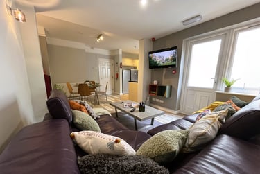 5 bed house, Blantyre Road, Wavertree, Liverpool, L153HT - Image 1