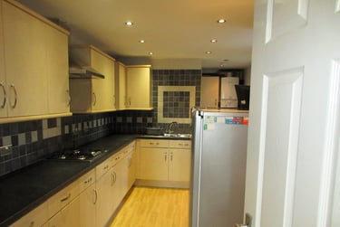 5 bed house, Nithsdale Road, Wavertree, Liverpool, L155AX - Image 5