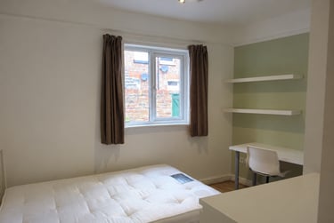 2 bed flat, Penny Lane, Sefton Park, Liverpool, L181DF - Image 6