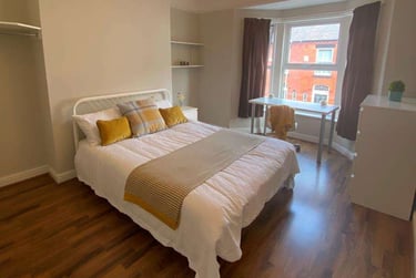 3 bed house, Garmoyle Road, Wavertree, Liverpool, L155AD - Image 2