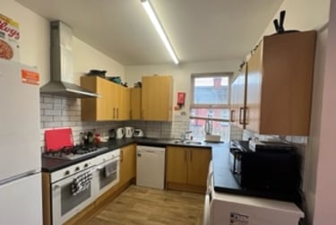 6 bed flat, Braemar Road, Fallowfield, Manchester, M146PG - Image 3