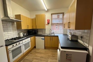 6 bed flat, Braemar Road, Fallowfield, Manchester, M146PG - Image 6
