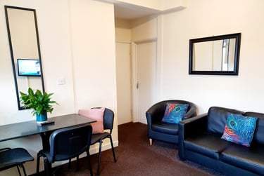3 bed flat, Travis Place, Broomhall, Sheffield, S102DB - Image 4