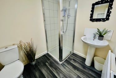 2 bed flat, Glossop Road, Broomhill, Sheffield, S102HP - Image 5