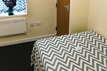 1 bed flat, Crookes Valley Road, Crookesmoor, Sheffield, S101BA - Image 2