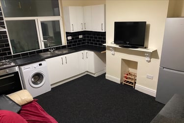 2 bed flat, Crookes Valley Road, Crookesmoor, Sheffield, S101BA - Image 6