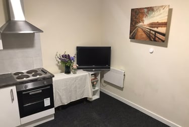 1 bed flat, Crookes Valley Road, Crookesmoor, Sheffield, S101BA - Image 7
