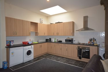 7 bed flat, Hanover Street, Broomhill, Sheffield, S37WT - Image 1