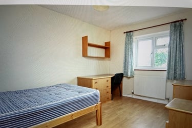 6 bed house, Cedarview, Harbledown, Canterbury, CT28JE - Image 2
