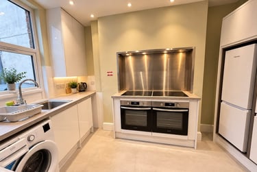 7 bed house, Fulford Road, Grange Garth, York, YO104BE - Image 5