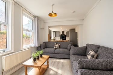 6 bed house, Harcourt Street, The Groves, York, YO310XG - Image 2