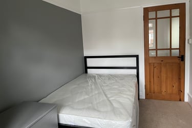 2 bed flat, Beech Avenue, Holgate, York, YO244JJ - Image 6