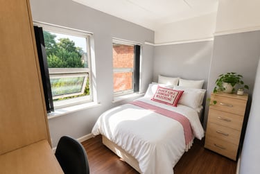 4 bed house, Tuke Avenue, Tang Hall, York, YO103RN - Image 1