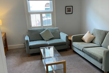 4 bed house, Bennington Street, Near university, Cheltenham, GL504ED - Image 1