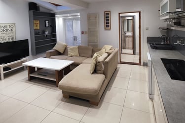 6 bed house, Rosehill Terrace, Mount pleasant, Swansea, SA16JN - Image 8
