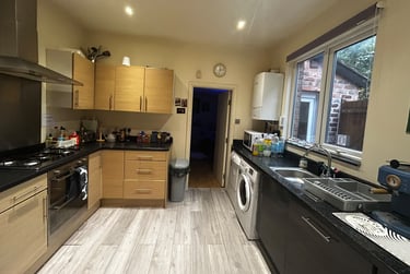 5 bed house, Frinton House MABFIELD ROAD, Fallowfield, Manchester, M146LP - Image 3