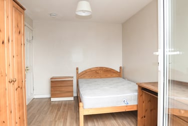 6 bed house, Nesbitt road, Near university, Brighton, BN24BL - Image 3