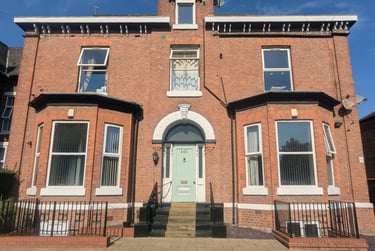 5 bed flat, Dickenson road, Victoria park, Manchester, M145HZ - Image 15