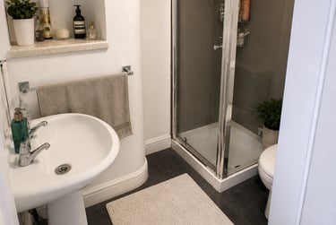 2 bed flat, Wellington Road, Fallowfield, Manchester, M146BH - Image 6
