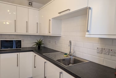 2 bed flat, Daisy Bank Road, Victoria Park, Manchester, M145QL - Image 5